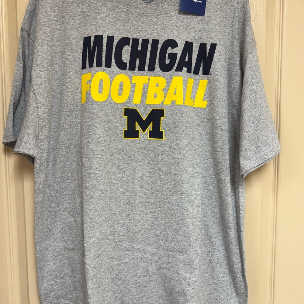 Champion Gray and Yellow Short Sleeve Tees